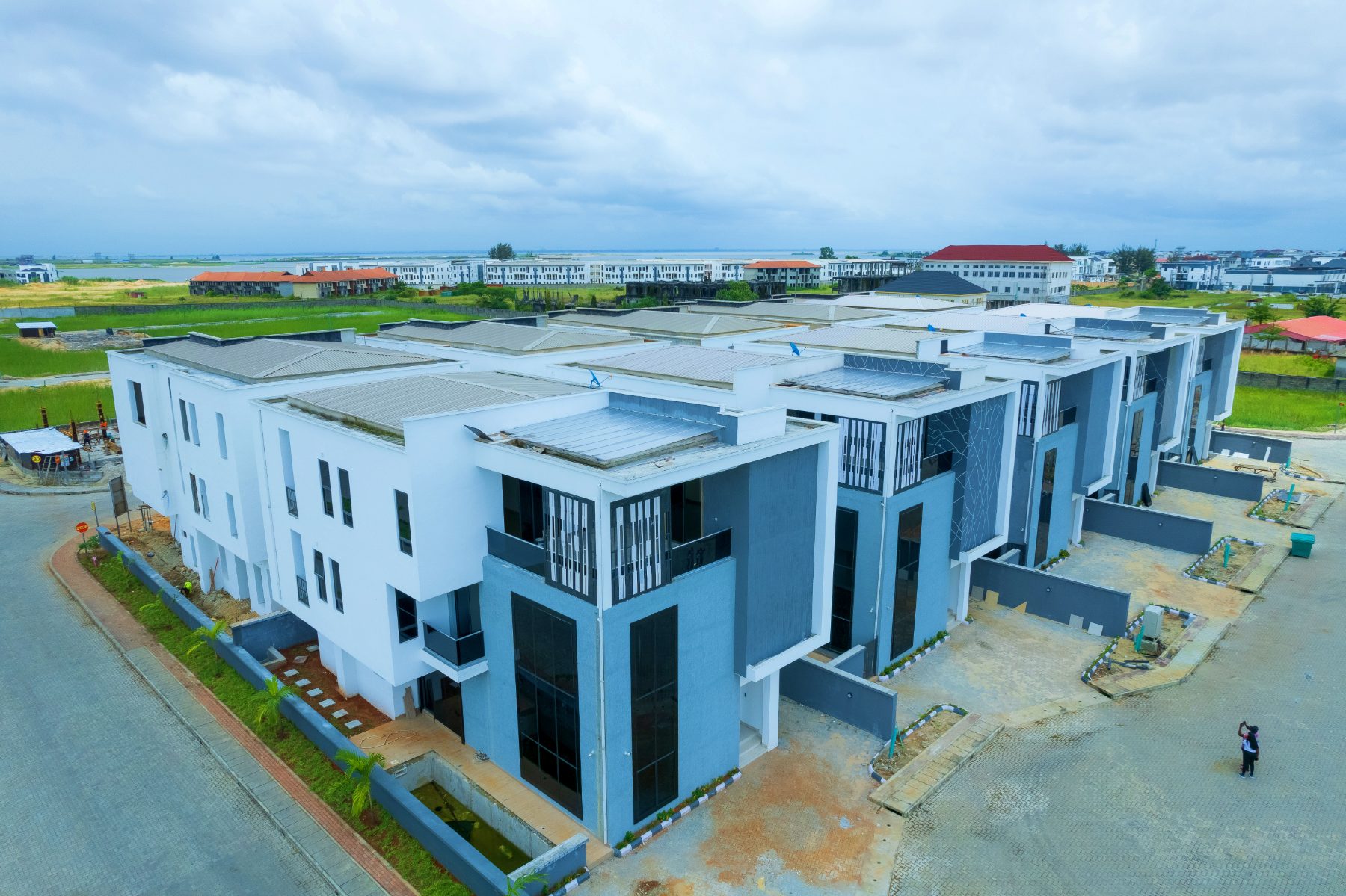 Prestige at Hampton — Exterior aerial