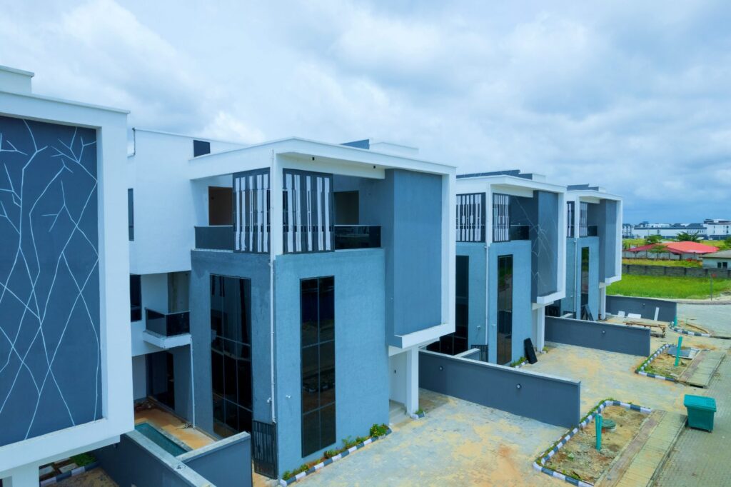 Prestige at Hampton — Exterior aerial