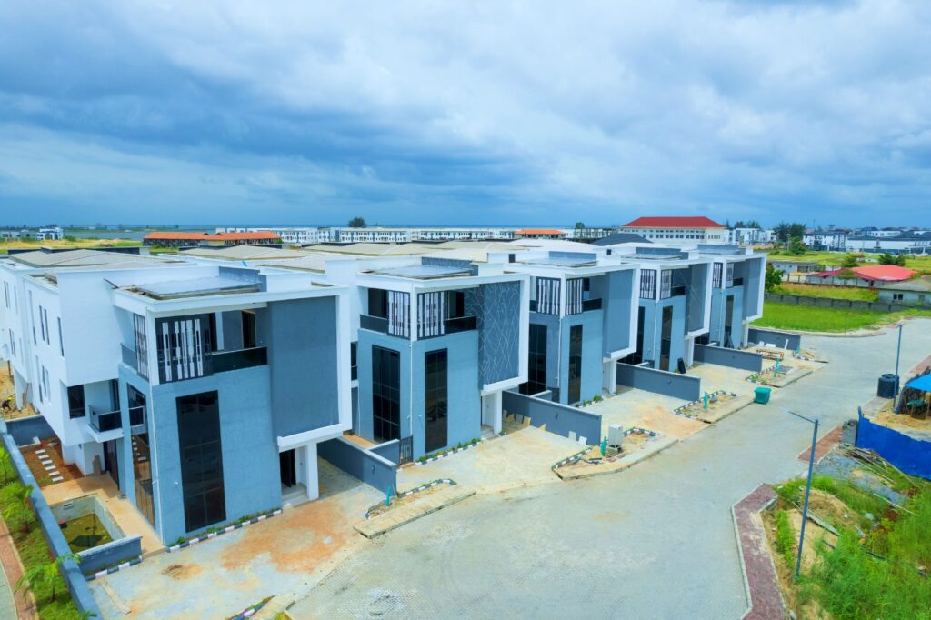 Prestige at Hampton — Exterior aerial